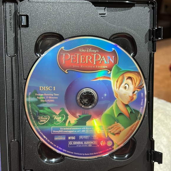 Walt Disney’s Peter Pan 2-disc platinum edition DVD - Picture 2 of 10